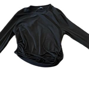 fashion nova Used Womans black crop top Size Large